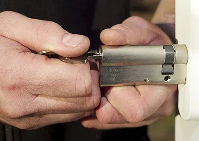 Super Locksmith Services Hollywood, FL 954-282-5611 - 29-10