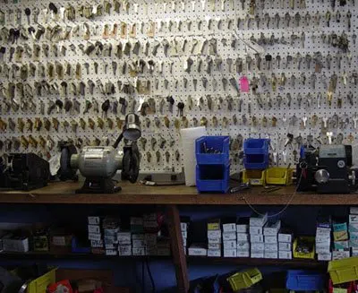 Super Locksmith Services Hollywood, FL 954-282-5611 - 29-8